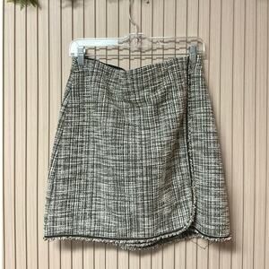 Max Studio Women’s Black Ivory Tweed Wrap Skirt Size L